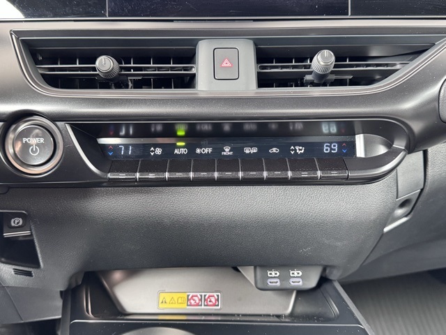 2025 Lexus UX Premium photo 29