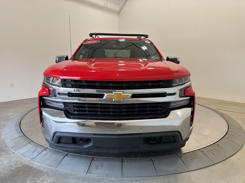 2021 Chevrolet Silverado 1500 LT photo 2