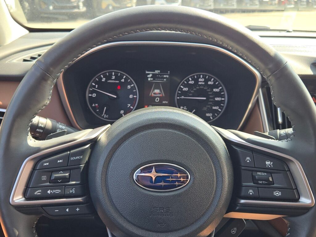 2023 Subaru Outback Touring photo 30