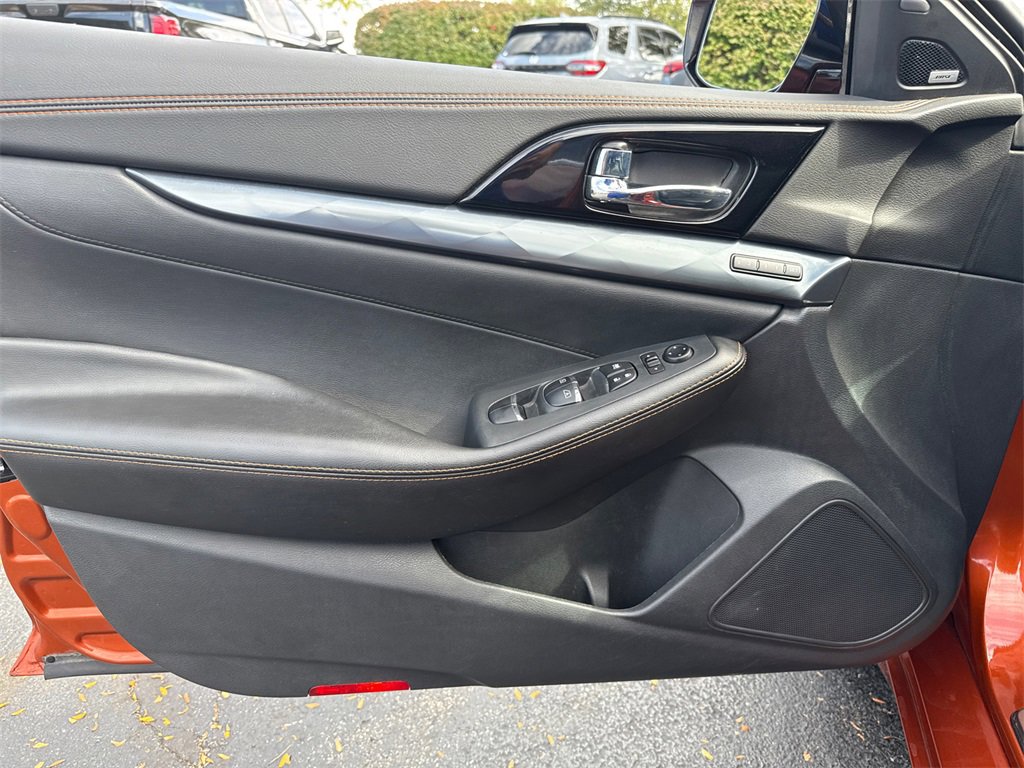 2020 Nissan Maxima SR photo 14