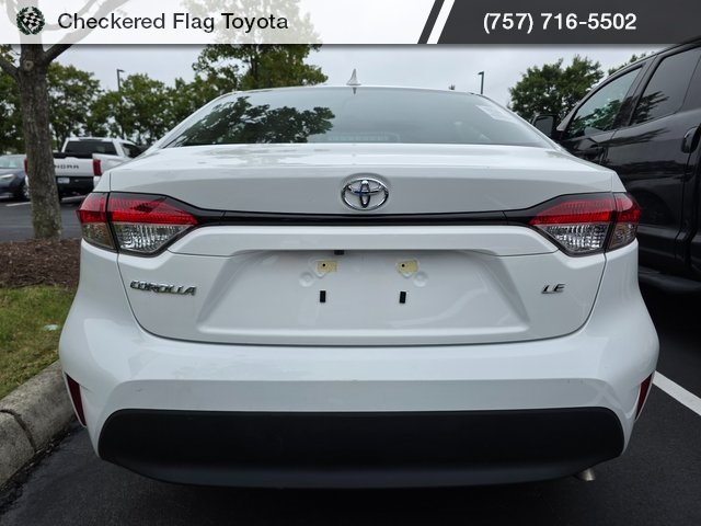 2024 Toyota Corolla LE photo 5