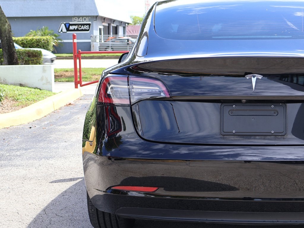 2021 Tesla Model 3 Long Range photo 14