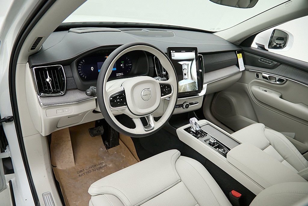2026 VOLVO XC90 - Image 11