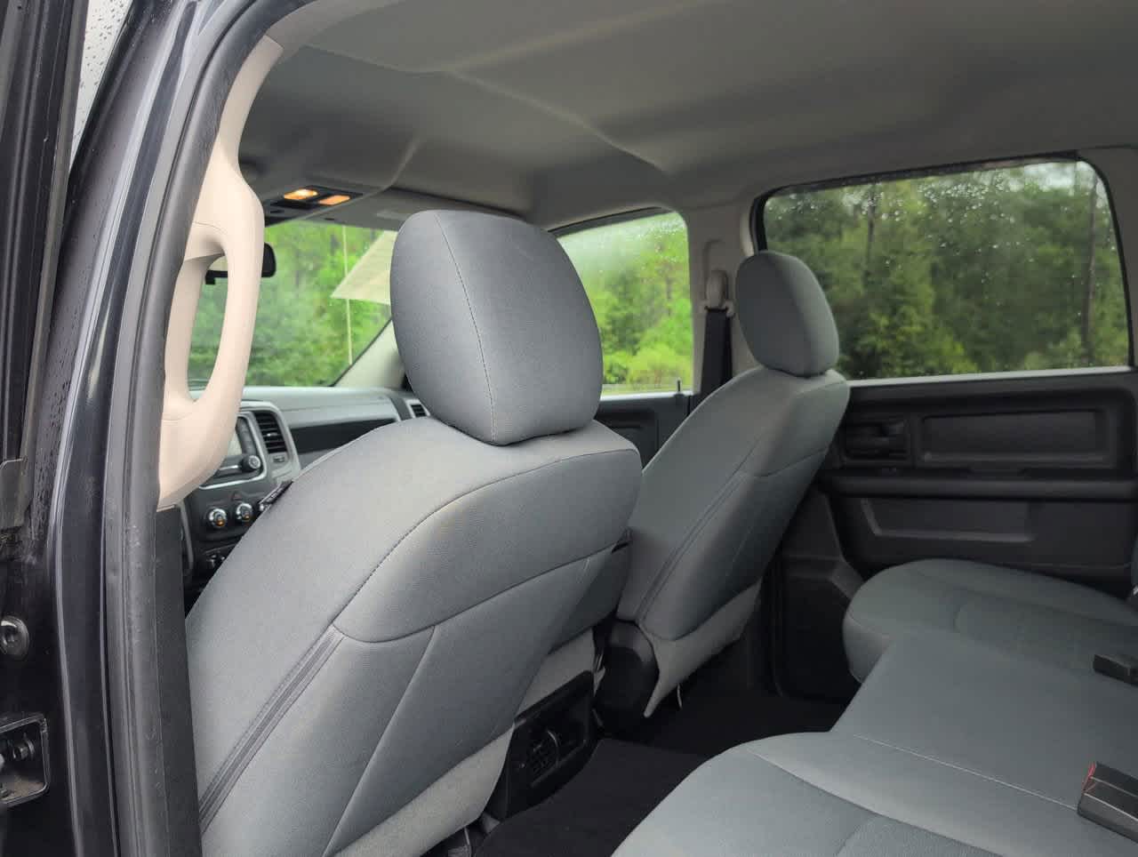 2014 Ram 1500 Express photo 16