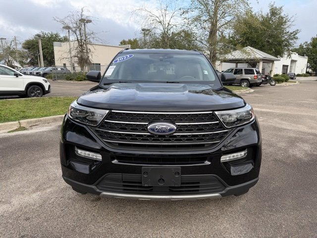 2024 Ford Explorer XLT photo 2
