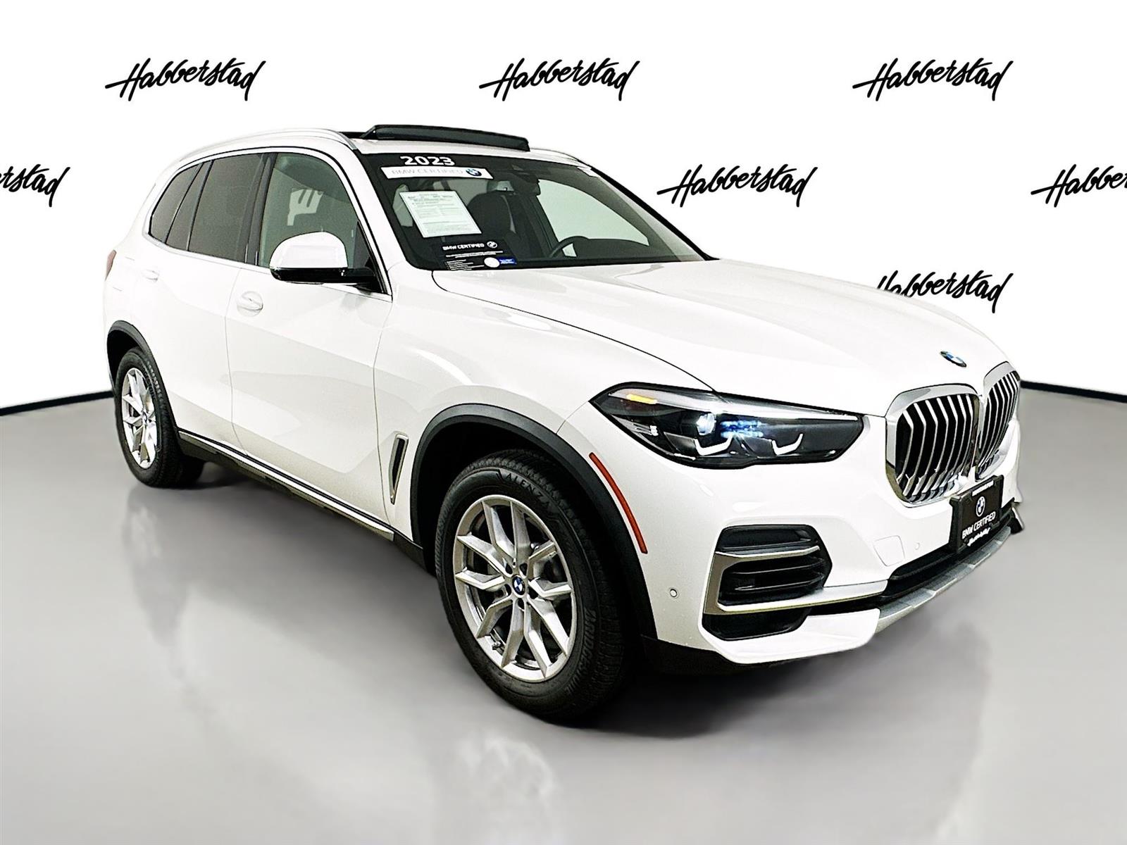 Certified Used 2023 Alpine White BMW xDrive40i image 3