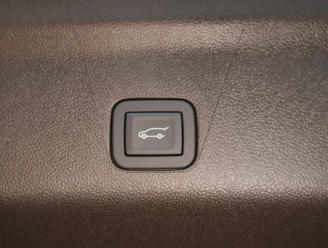 2025 Chevrolet Tahoe LT photo 26