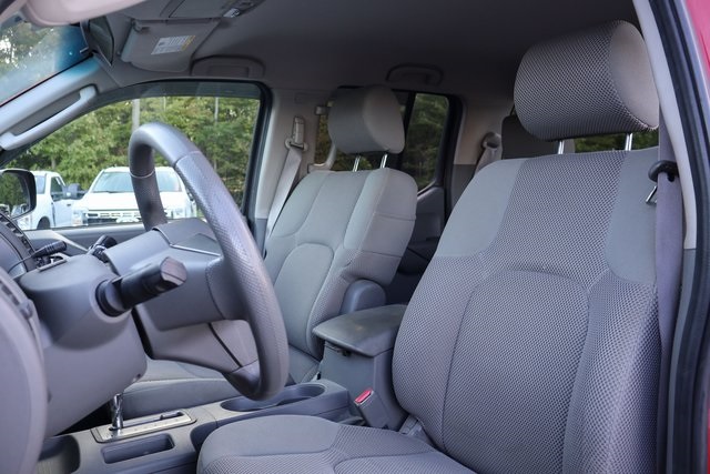 2008 Nissan Frontier SE photo 9