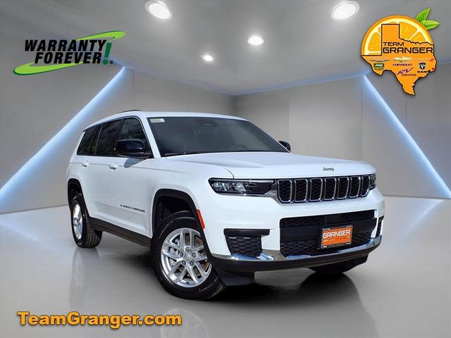2025 Jeep Grand Cherokee L Laredo's photo