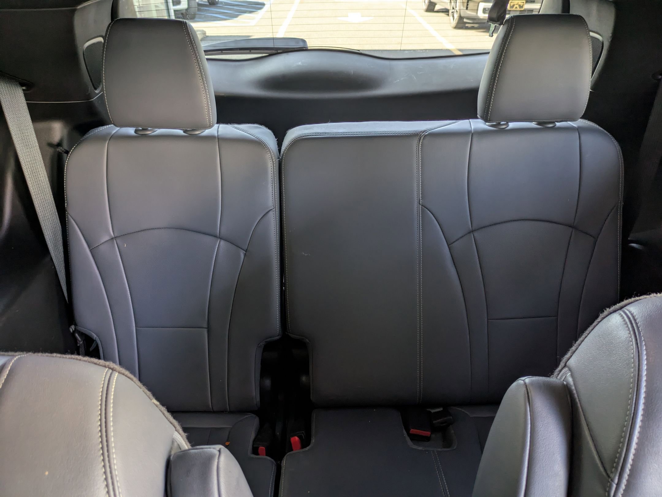 2022 Buick Enclave Essence photo 9