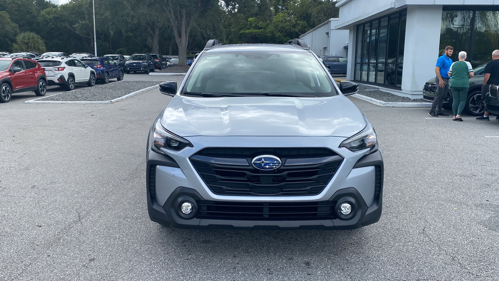 2025 Subaru Outback Premium photo 2