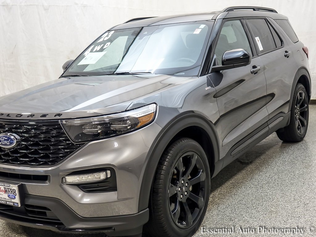 2023 Ford Explorer ST-Line photo 4