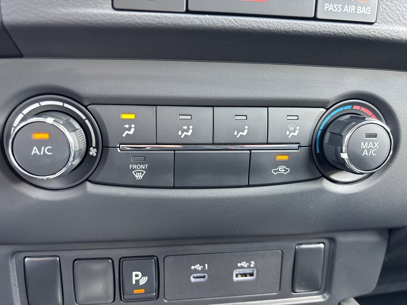 2024 Nissan Frontier SV photo 4
