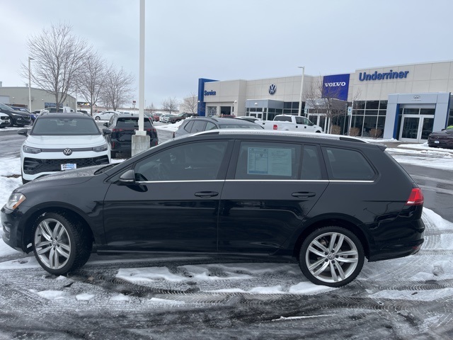 2015 Volkswagen Golf SportWagen TDI SEL's photo