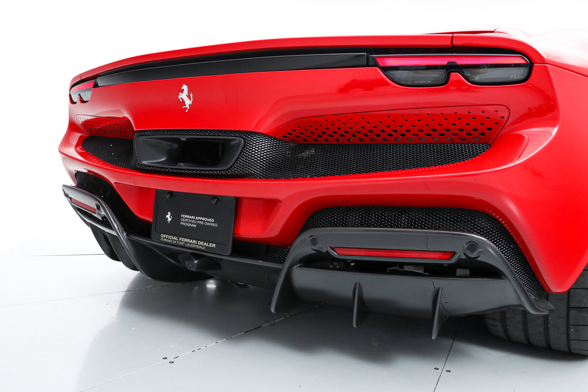 2024 Ferrari 296 GTS photo 19