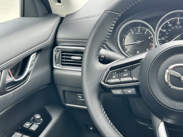 2025 Mazda CX-5 2.5 Select photo 16