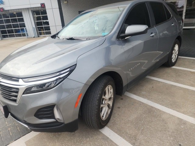2023 Chevrolet Equinox LT's photo