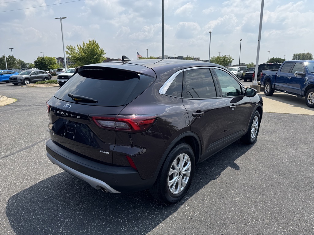 2023 Ford Escape Active photo 3