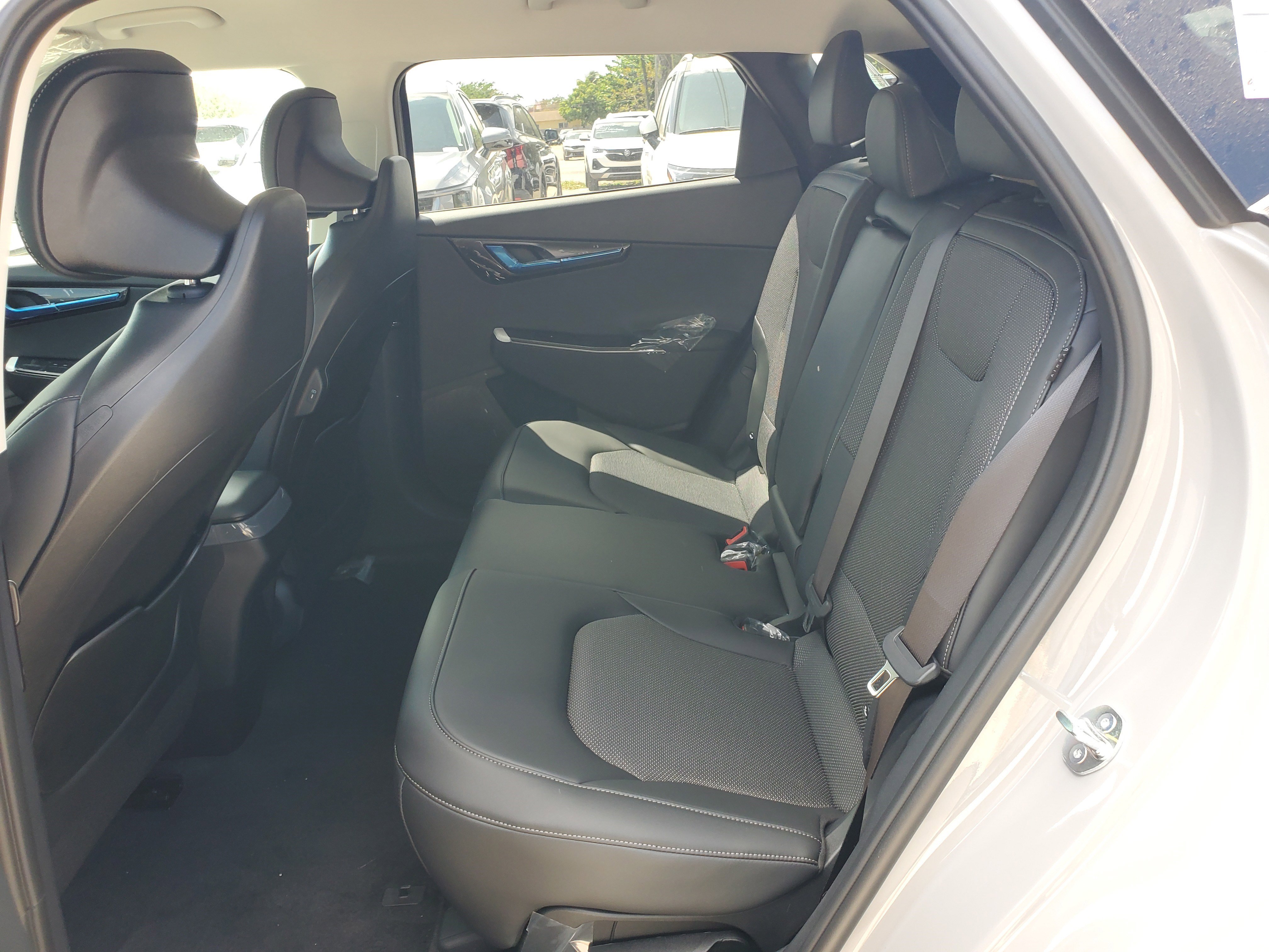 2025 Kia EV6 Light photo 2