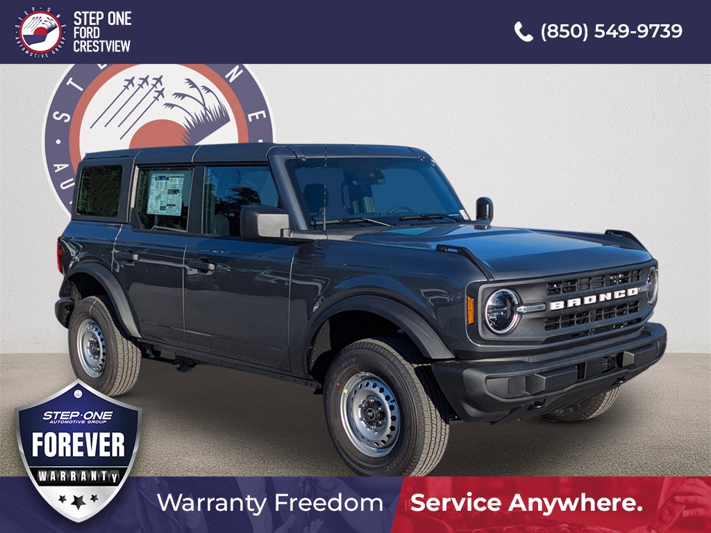 2025 Ford Bronco 4-Door Base's photo