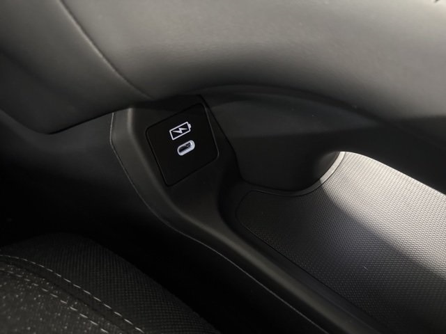 2026 Honda HR-V LX photo 29