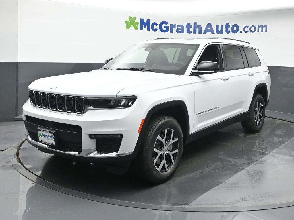 2025 Jeep Grand Cherokee Limited photo 17