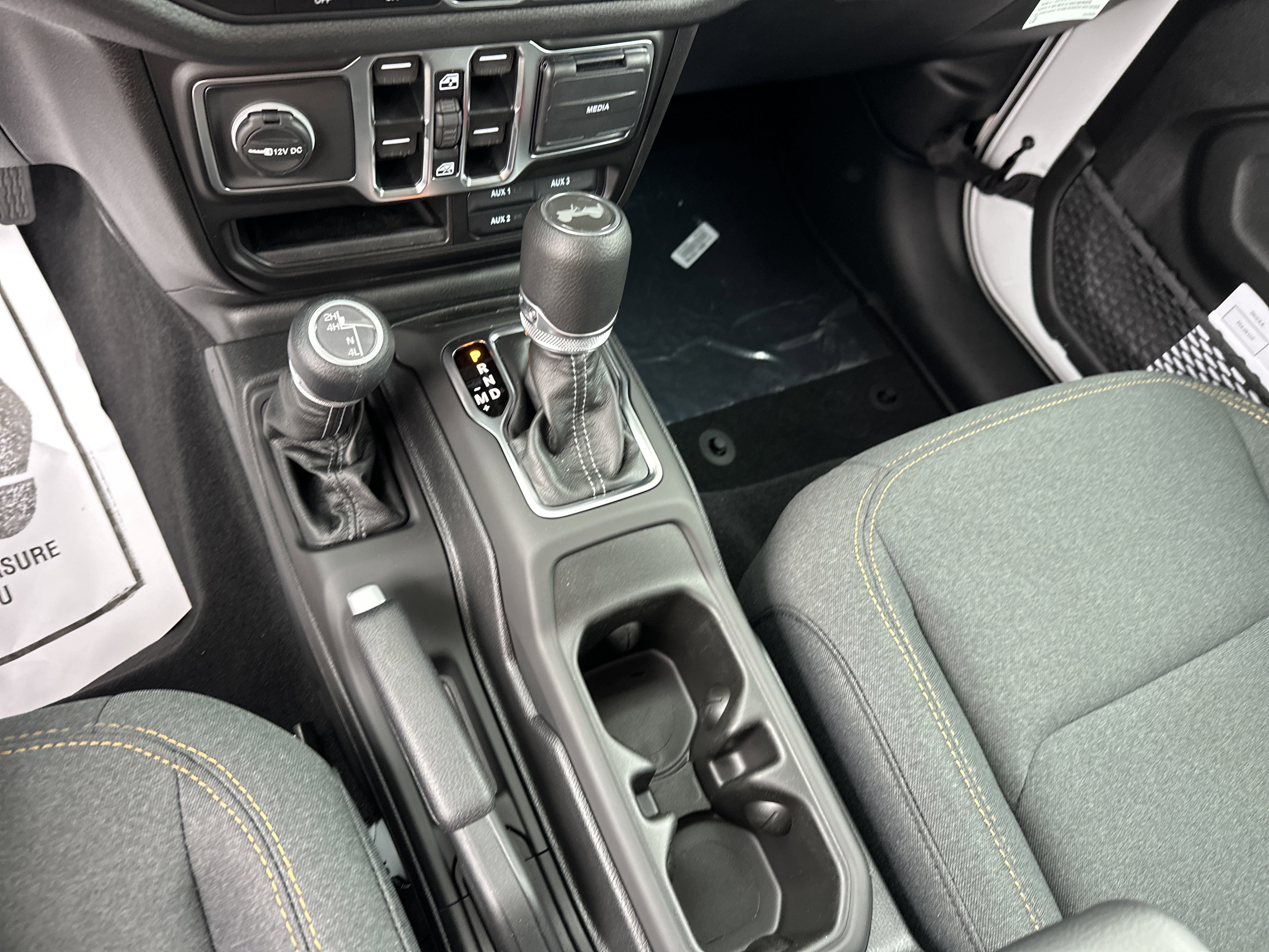 2025 Jeep Wrangler Sport S photo 8