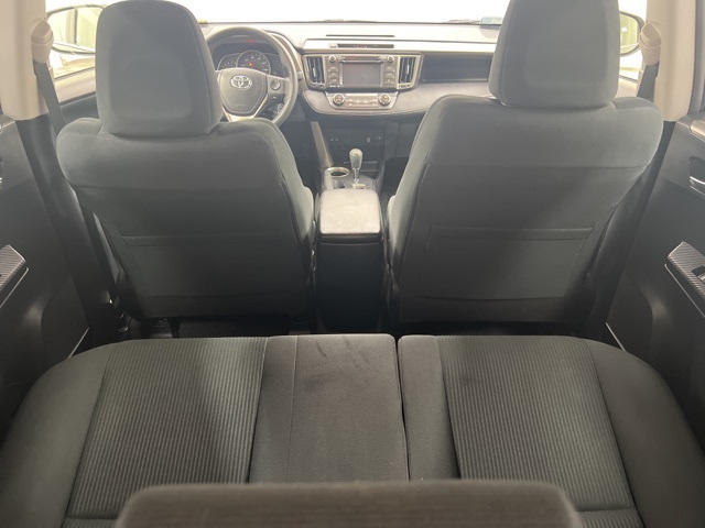 2015 Toyota RAV4 XLE photo 10