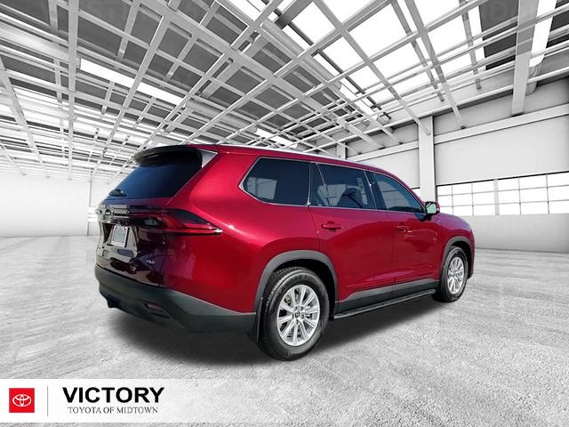 2026 Toyota Highlander Hybrid XLE photo 2