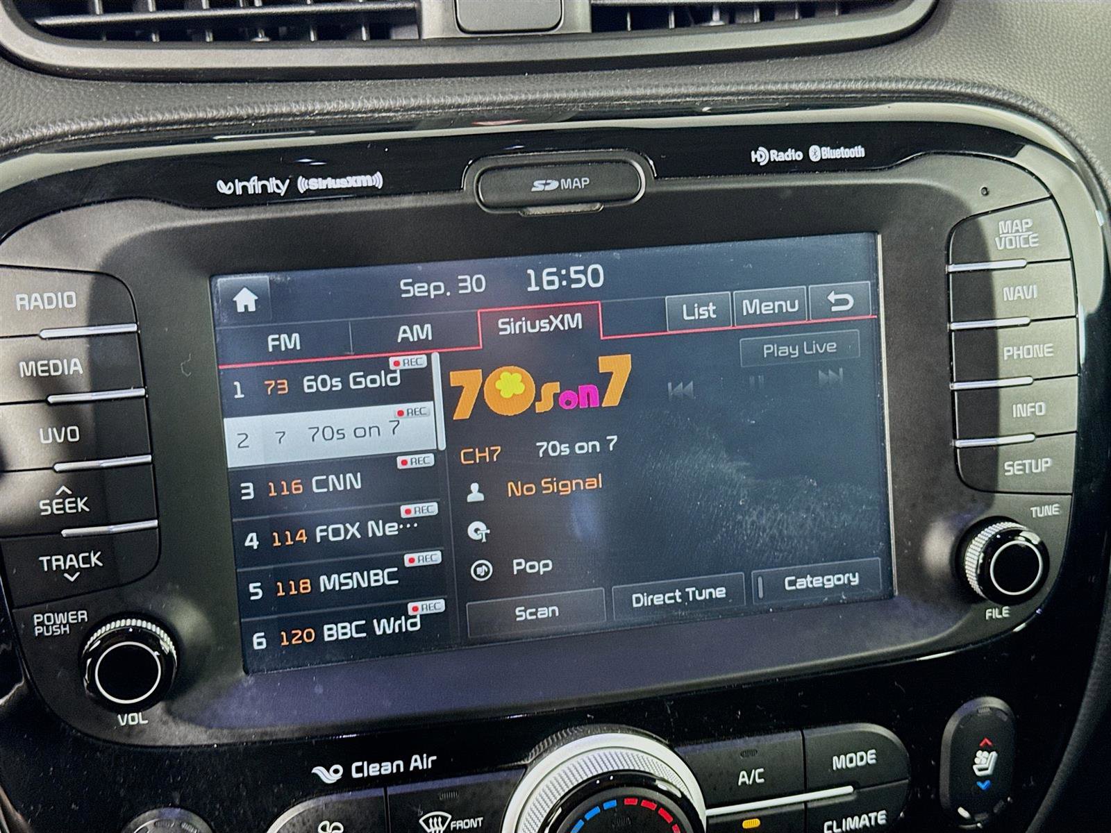 2016 Kia Soul Exclaim photo 14