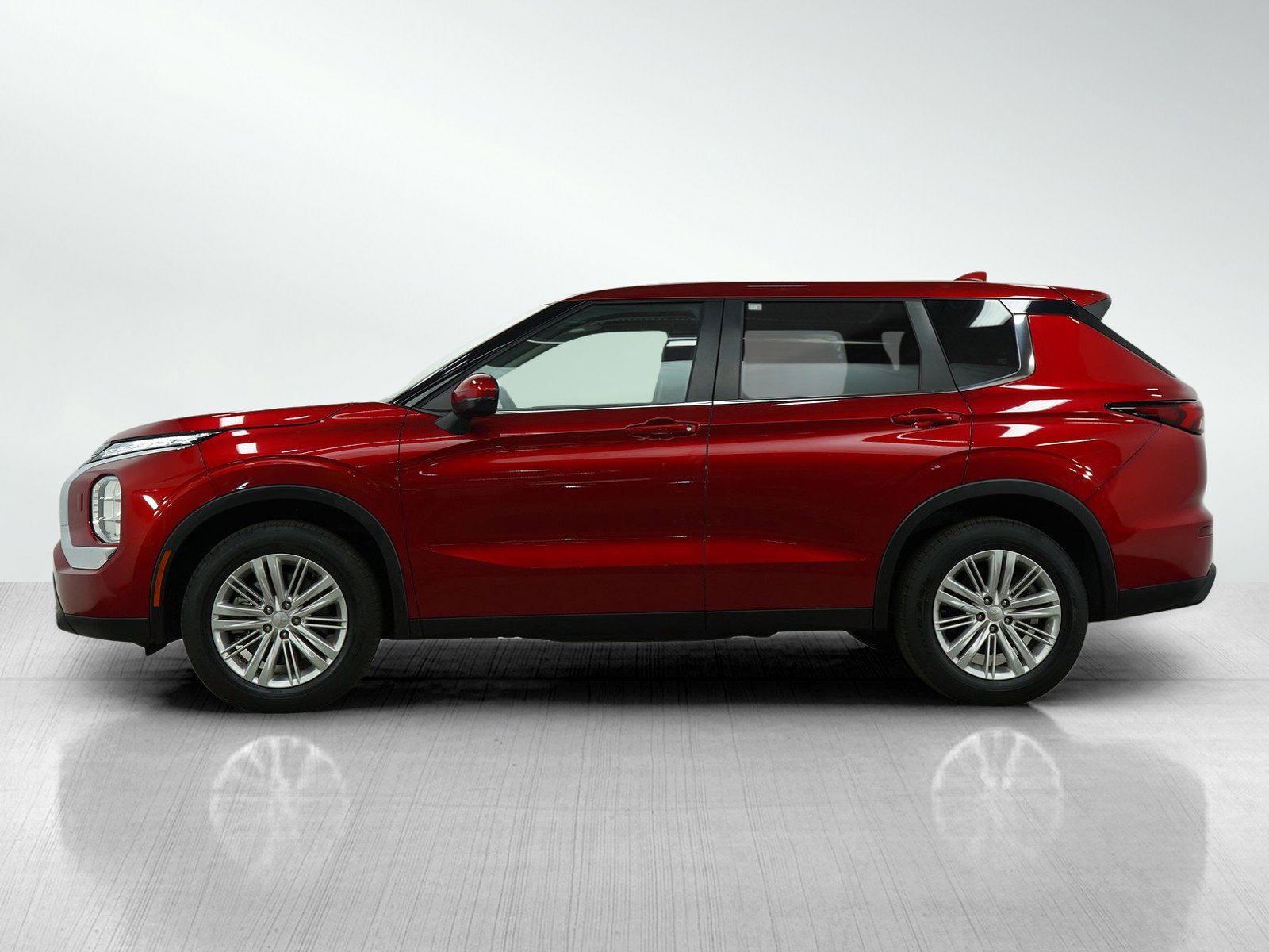 Used 2022 Mitsubishi Outlander ES with VIN JA4J4TA85NZ035015 for sale in Burnsville, Minnesota