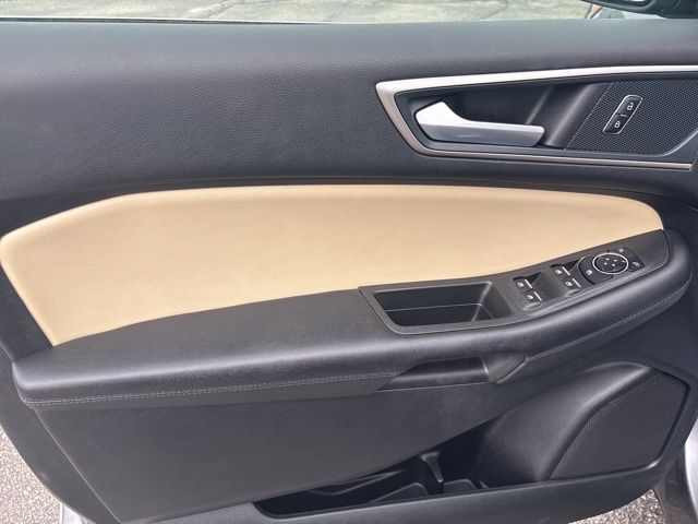 2024 Ford Edge SEL photo 15