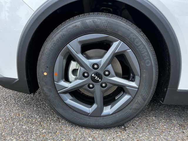 2025 Kia K4 LXS photo 7