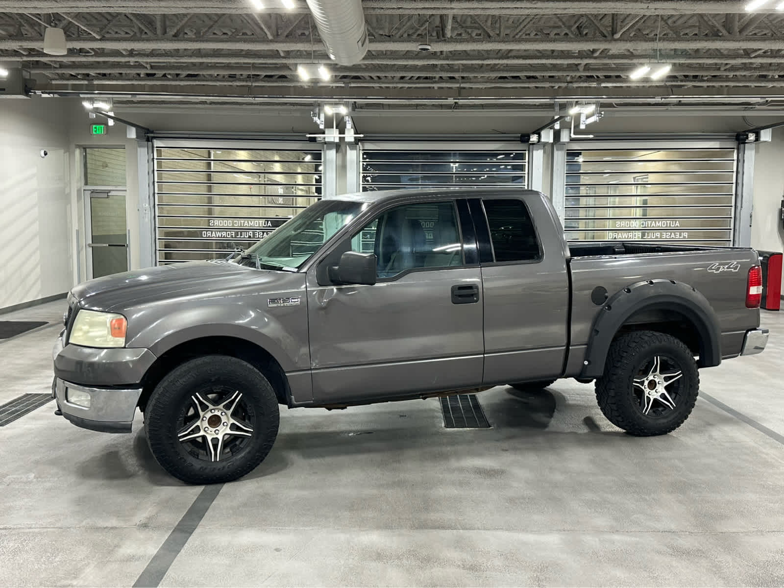 2004 Ford F-150 XL