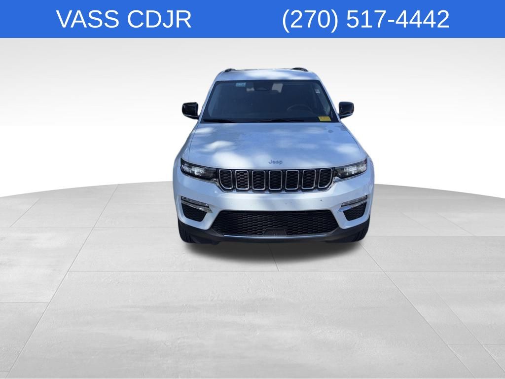 2024 Jeep Grand Cherokee Limited photo 2