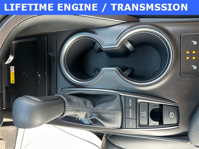 2022 Toyota Camry XSE photo 19