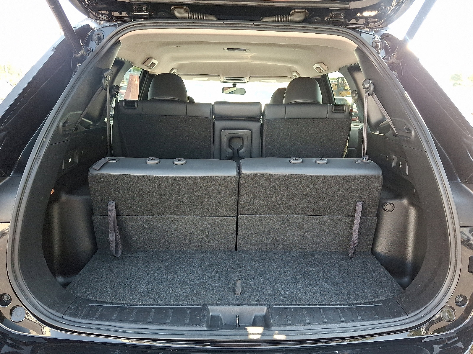 2024 Mitsubishi Outlander SE photo 22