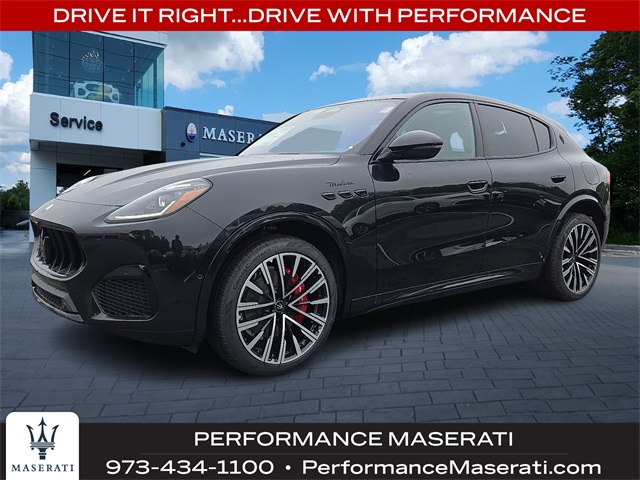 2025 Maserati Grecale MODENA's photo