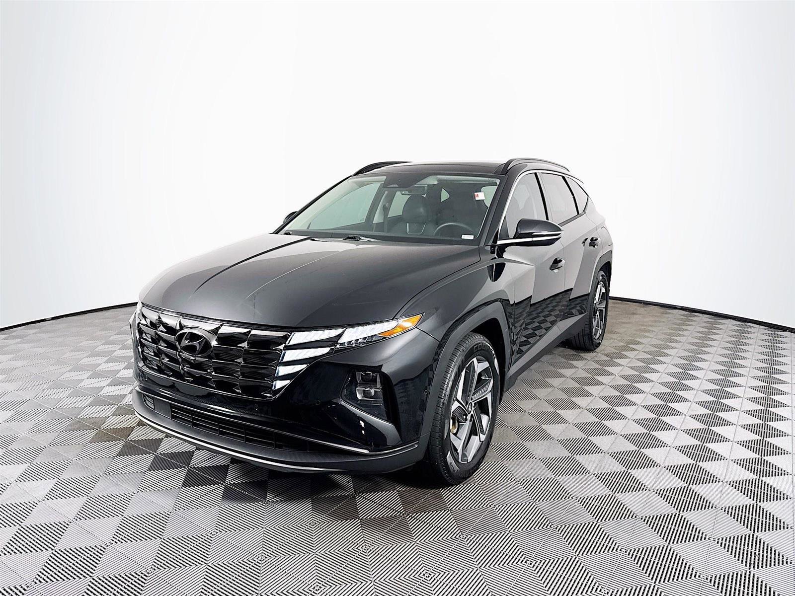 2022 Hyundai Tucson Limited photo 2
