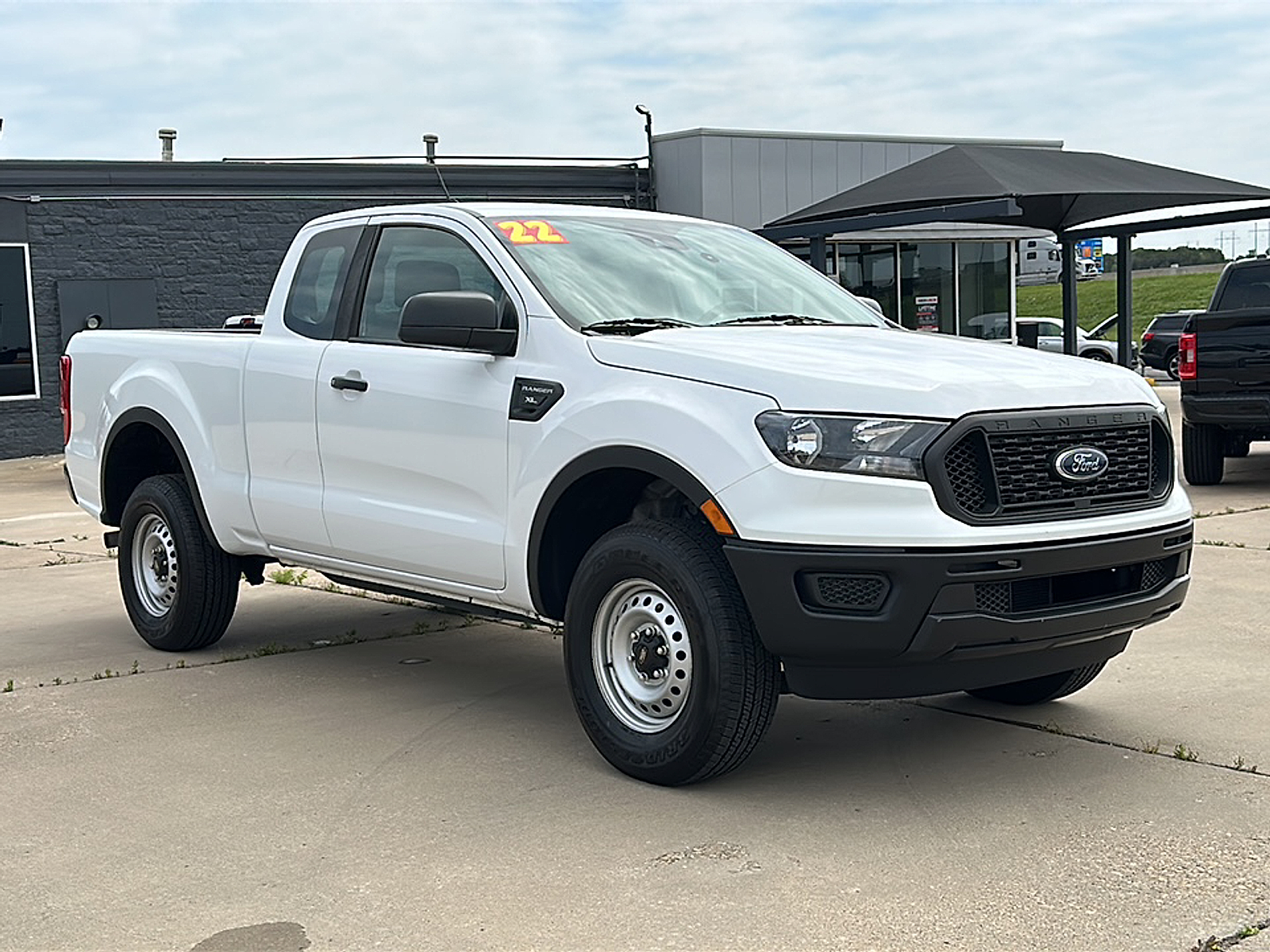 Used 2022 White Ford XL image 10