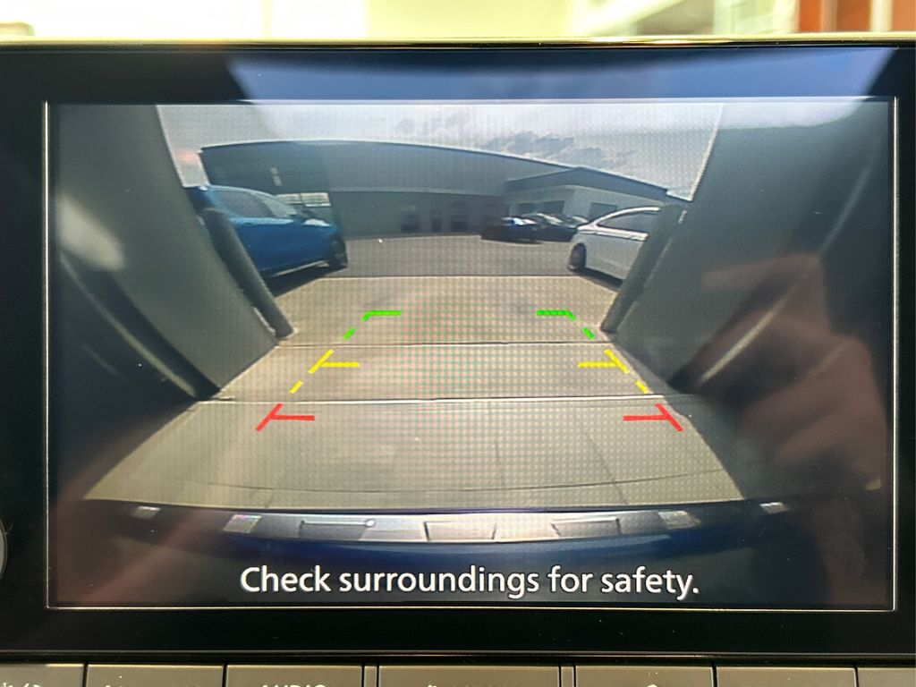 2023 Nissan Rogue SV photo 28