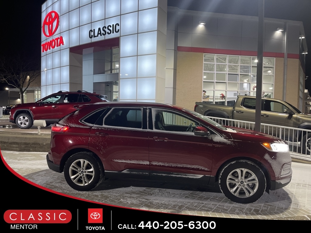 2019 Ford Edge SEL's photo