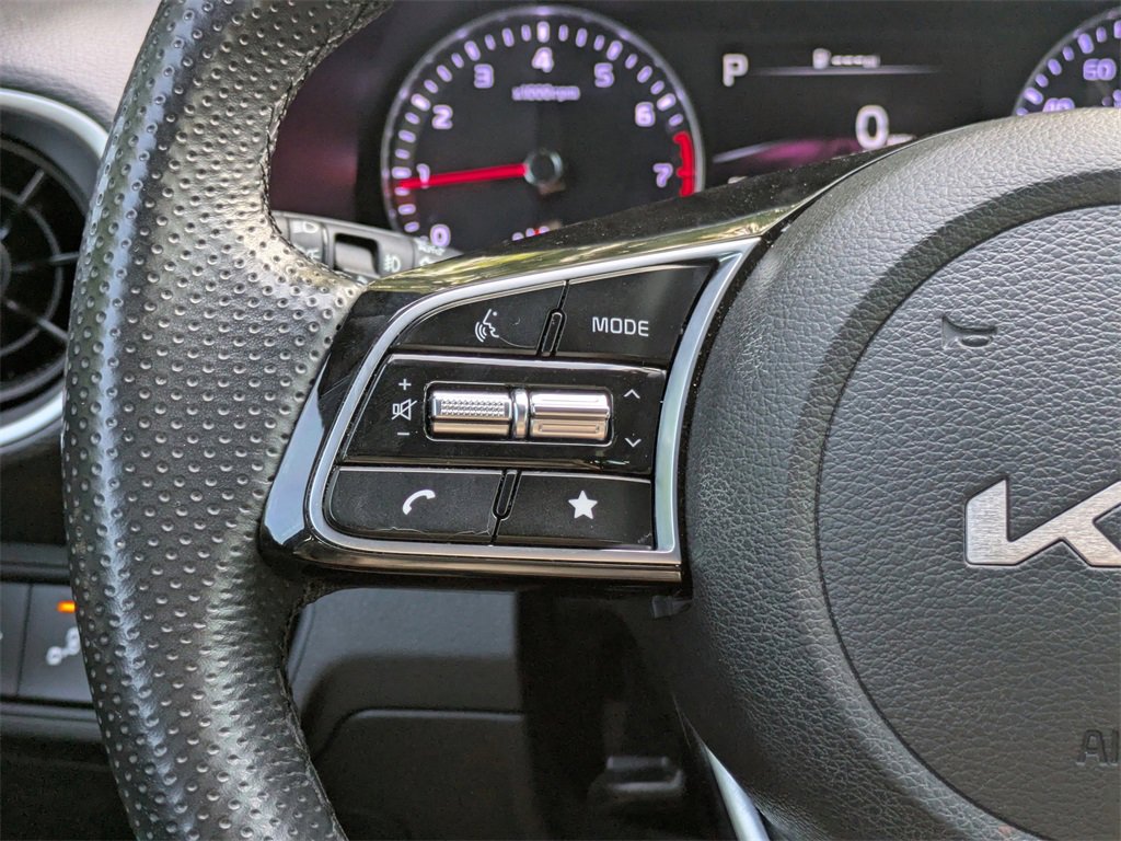 2023 Kia Forte GT-Line photo 15