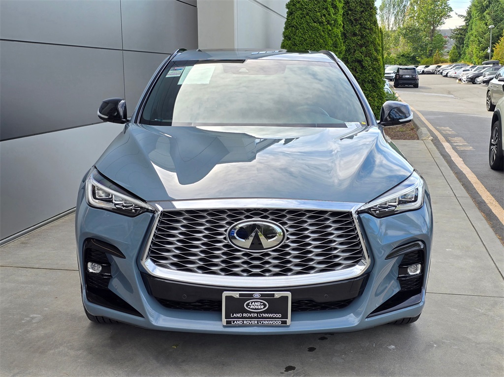 2022 Infiniti QX55 Essential photo 3