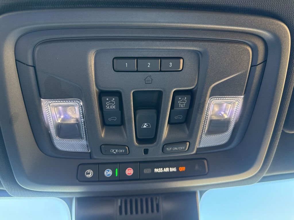 2024 Chevrolet Silverado 1500 High Country photo 42
