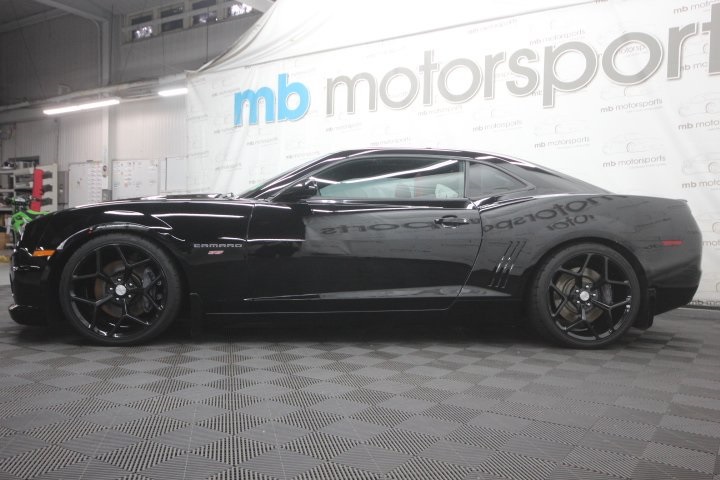 2011 Chevrolet Camaro 2SS photo 2
