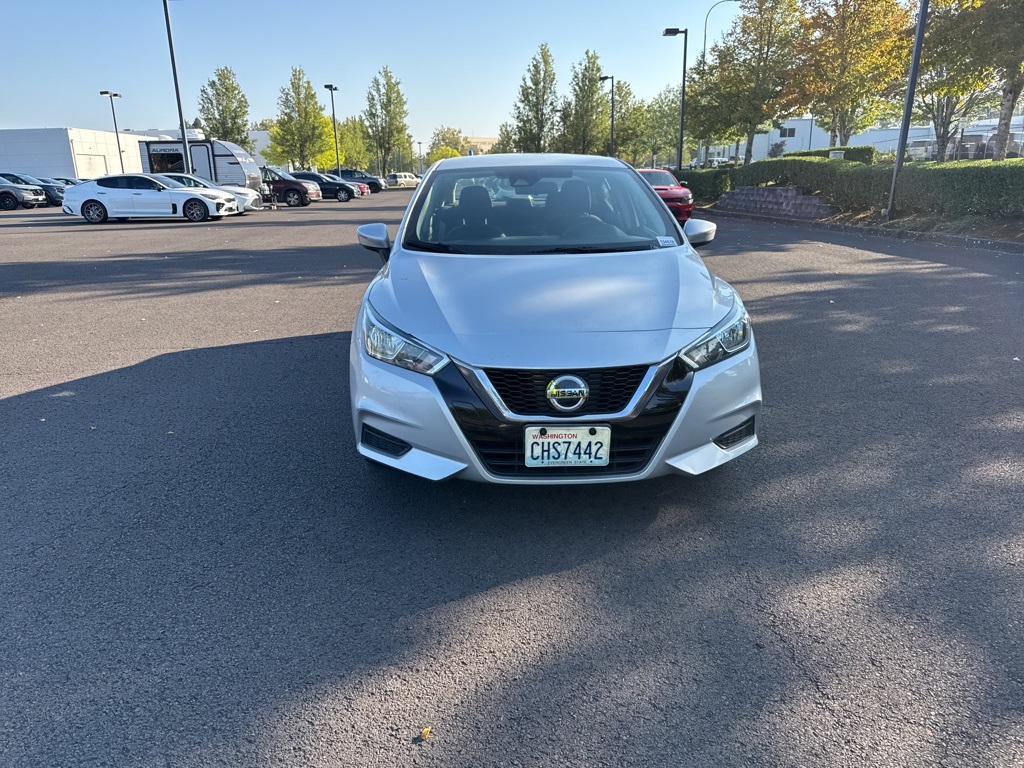2020 Nissan Versa 1.6 SV photo 2