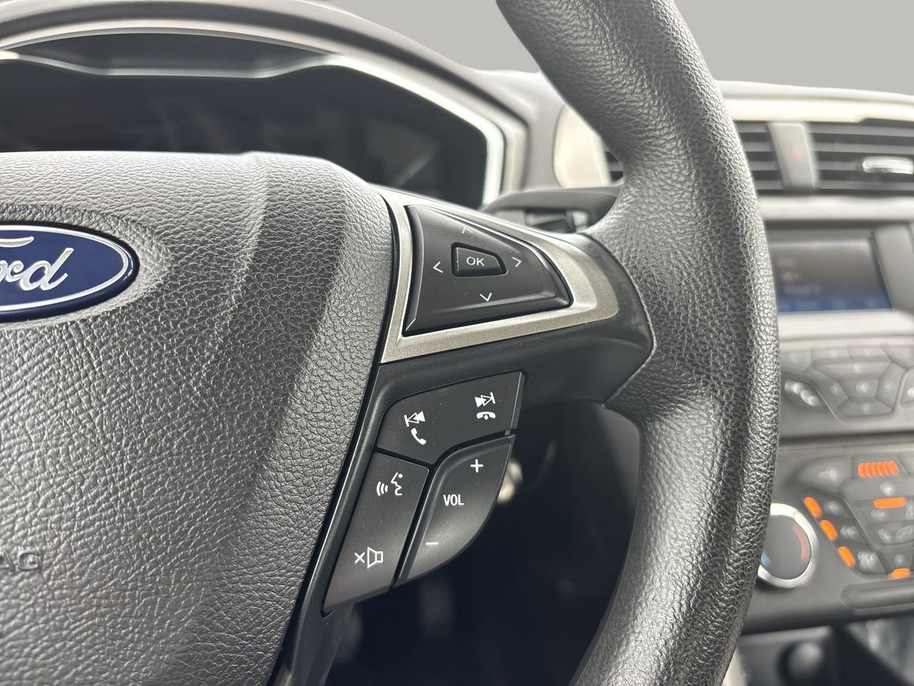 2018 Ford Fusion Hybrid S photo 25