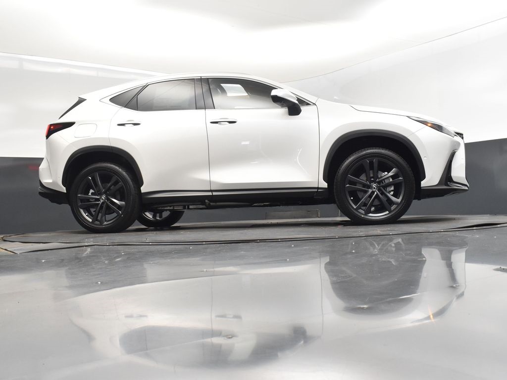 2025 Lexus NX 450h+ Luxury AWD photo 41