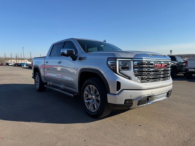 Used 2022 GMC Sierra 1500 Denali Denali with VIN 3GTUUGEL2NG622717 for sale in Little Rock